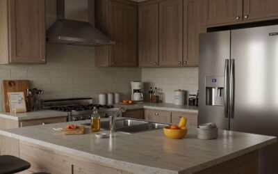 Votre plan de travail de cuisine est abîmé ? Voici comment le rénover pour un coût dérisoire au lieu de le remplacer