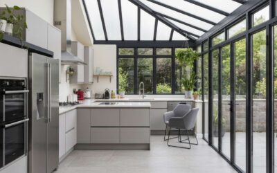 Aménager une cuisine dans une véranda : conseils et astuces