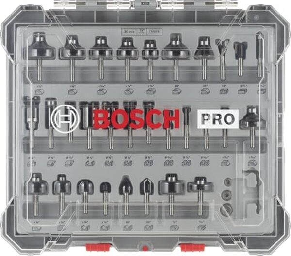 Découvrez notre analyse détaillée du kit de fraises mixtes Bosch Professional, un outil incontournable pour les bricoleurs exigeants désireux d'optimiser leurs projets de menuiserie avec précision et efficacité.