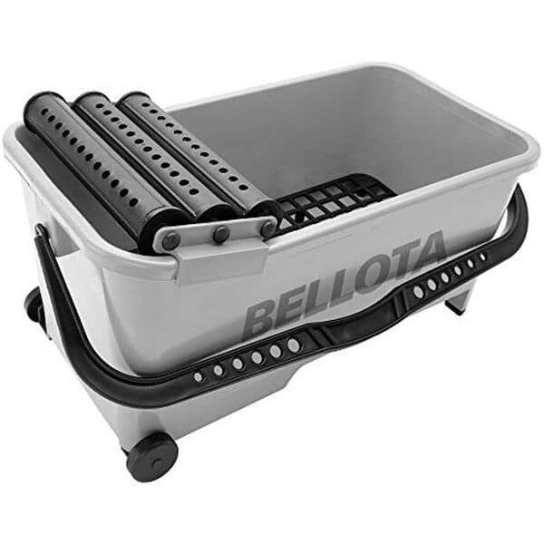 Découvrez notre test détaillé du bac de nettoyage Bellota 58003 et de la taloche avec éponge 5888 : qualité, performance et avis utilisateur pour vos travaux de finition. 