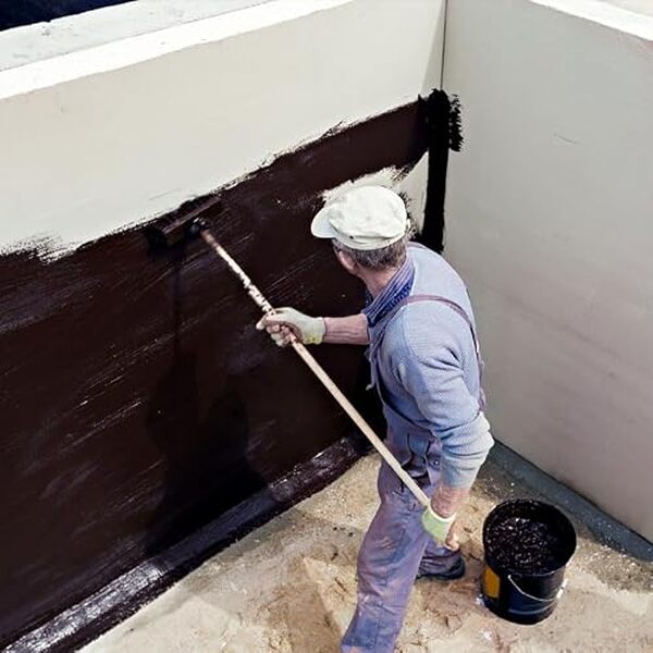 Dรฉcouvrez notre test complet de l'enduit bitumeux Bituflash Procom 25 litres : performances, avantages et rรฉsultats dรฉtaillรฉs pour vos travaux d'รฉtanchรฉitรฉ.