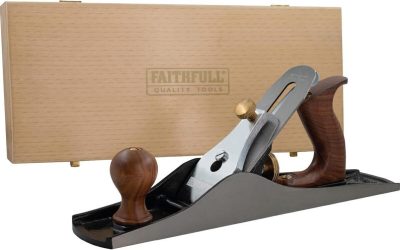 Test du rabot à main Faithfull n° 5 : l’outil parfait pour l’ébénisterie