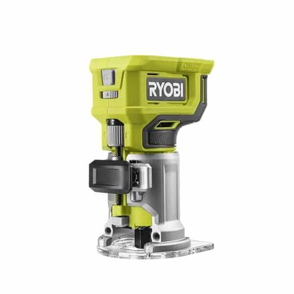 Découvrez notre test détaillé de l'affleureuse à bois Ryobi RAKRBS5 18V avec coffret 5 fraises. Performances, ergonomie et verdict complet pour vos travaux de menuiserie.
