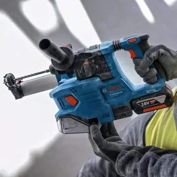 Découvrez notre test complet du Bosch Professional GBH 18V-22 : une perceuse sans-fil performante alliant puissance, autonomie et confort d'utilisation pour vos travaux professionnels et de bricolage.